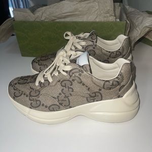 Gucci sneakers